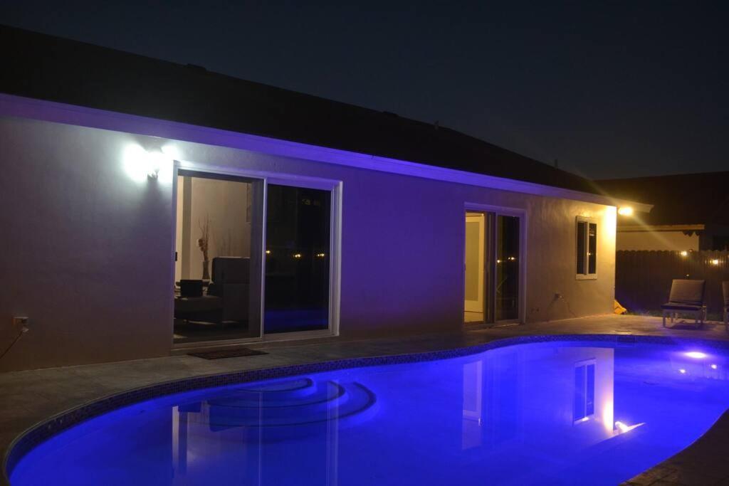 Spacious 4 Bedrooms, 2 Bathroom House With Pool Miramar Exteriér fotografie